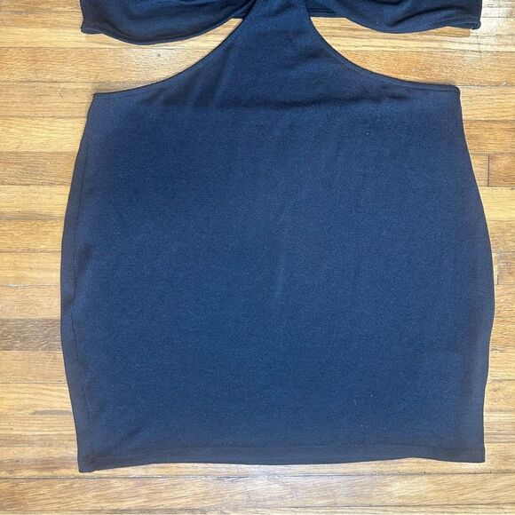 H&M Divided Triangle Top MINI BODYCON DRESS IN BLACK - Picture 5 of 13